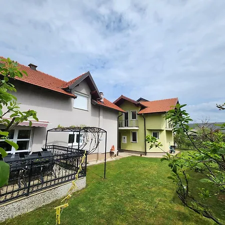 Lavanda Villa *