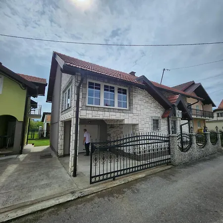 Lavanda Villa *